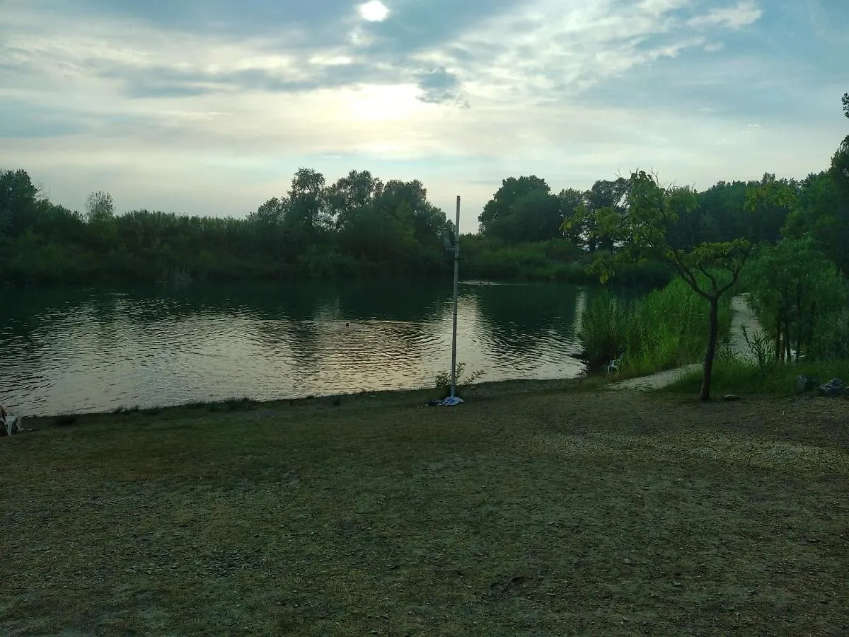 Camping Homair Domaine Des Iscles Mobil-Home Climatise La Roque-d'Antheron 0*,  France