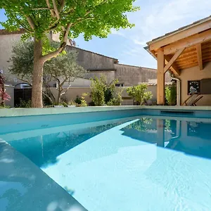  Hébergement de vacances La Fontaine Aux Fees